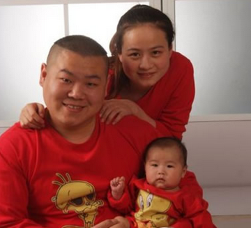 岳云鹏老婆郑敏简历照片(岳云鹏老婆郑敏资料照片介绍)