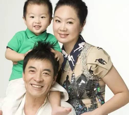 杨若兮连奕名，连奕名老婆(连奕名杨若兮一起演的电视剧)