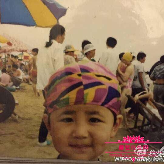 杨紫晒长发版佟年剧照(杨紫佟年短发)