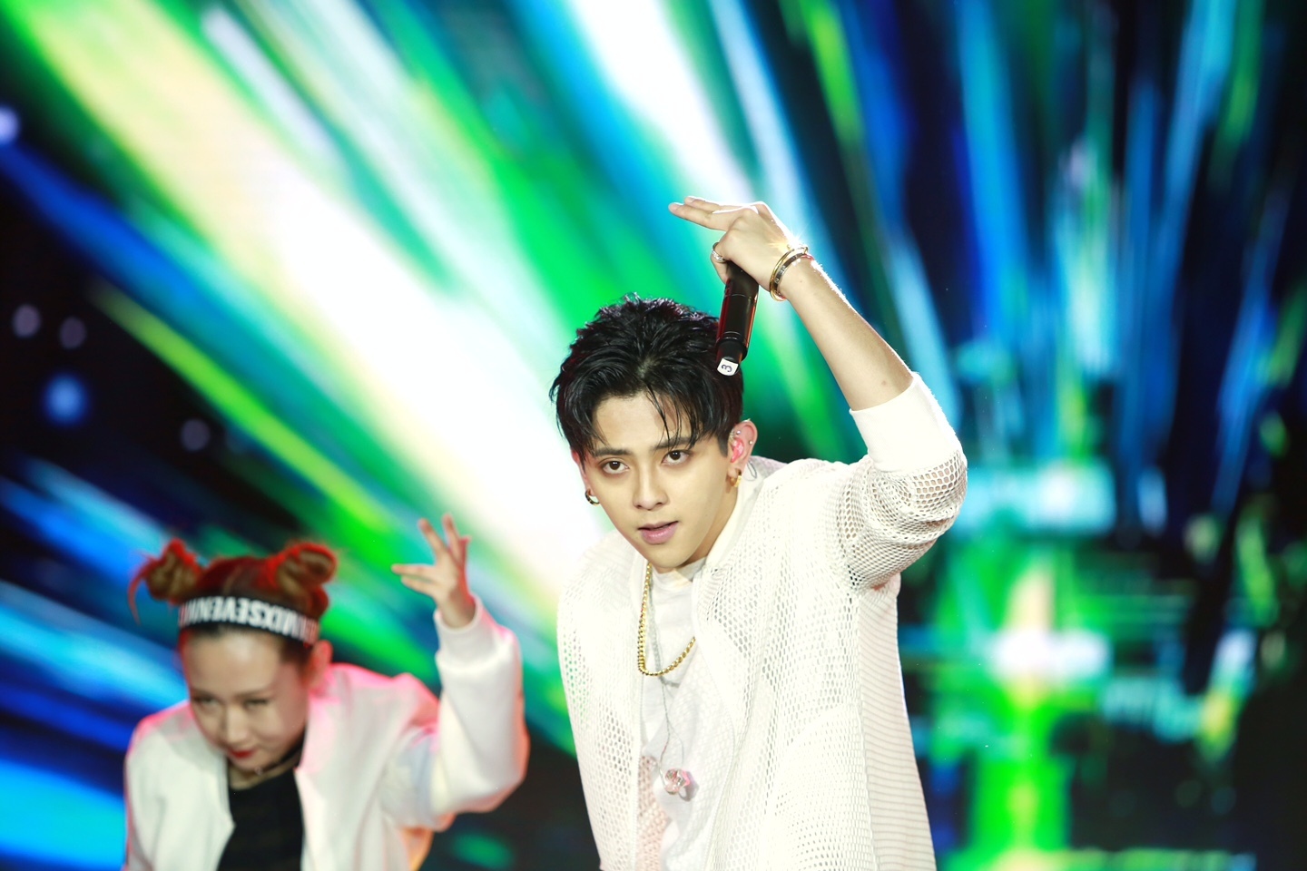 符龙飞是杨幂的表弟吗?符龙飞是不是富二代