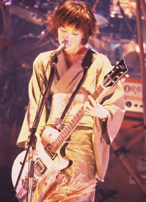 椎名林檎为什么叫三三、 苹果女王