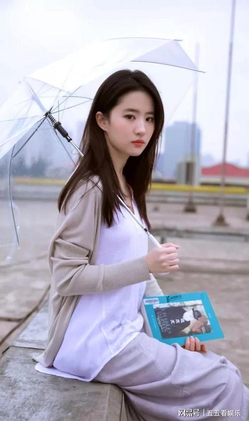 刘亦菲韩国，登上韩国热搜的中国艺(刘亦菲在韩国人的眼中)