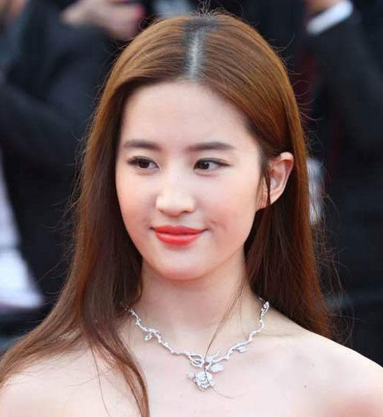 刘亦菲韩国，登上韩国热搜的中国艺(刘亦菲在韩国人的眼中)