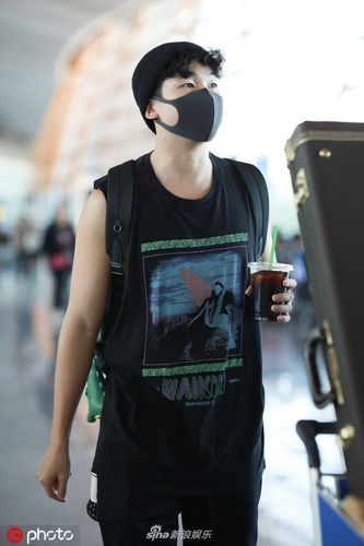 白举纲纹身 元宇宙bo 白举纲纹身 元宇宙bo