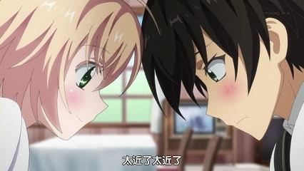 什么动作能把男生撩到有反应，什么(把男生撩出反应)