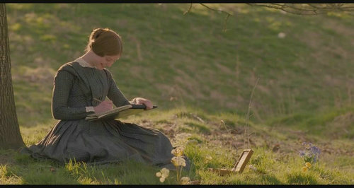 简爱为什么离开孤儿院(简爱为什么离开孤儿院从这里可以看出他的什么个性)