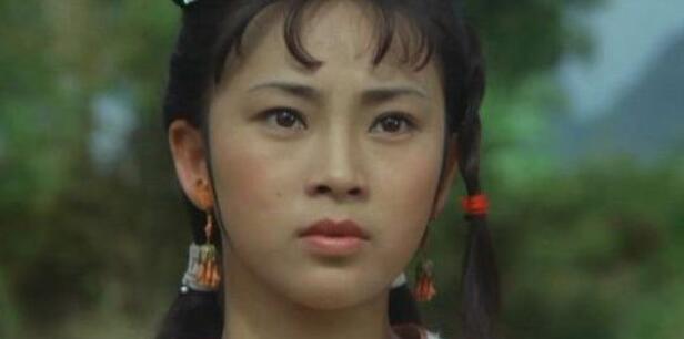 黄秋燕为何不讨李连杰喜欢(黄秋燕恨李连杰吗)