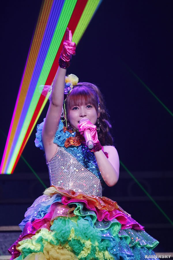 中川翔子尾骨骨折怎么搞的