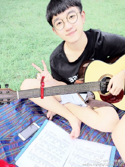 钟易轩为什么进了13强?钟易轩是哪个赛道 钟易轩为什么进了13强?钟易轩是哪个赛道