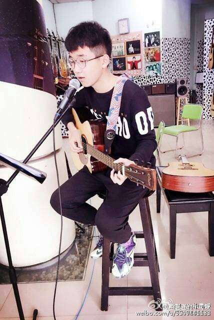 钟易轩为什么进了13强？钟易轩是哪个赛道