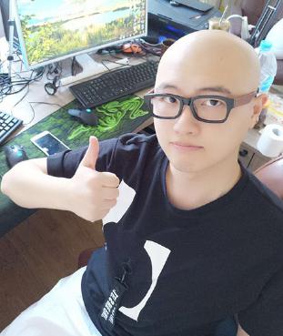 斗鱼饼干狂魔为什么是光头?饼干狂魔很有钱 斗鱼饼干狂魔为什么是光头?饼干狂魔很有钱