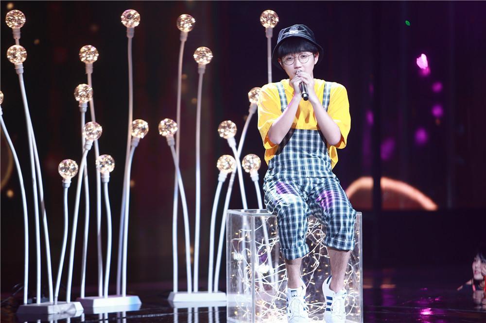 钟易轩为什么进了13强？钟易轩是哪个赛道