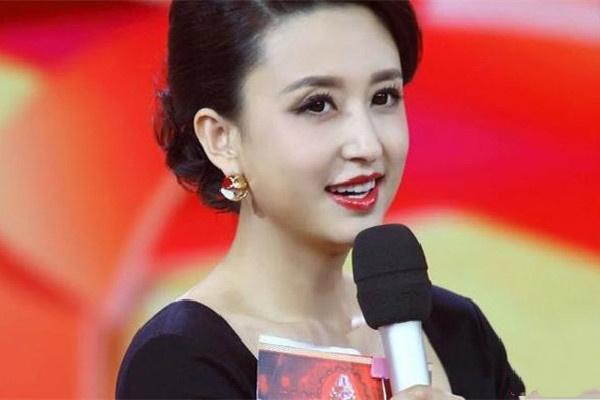 张蕾婚礼,张蕾结婚照片(张蕾和老公的合影照片)