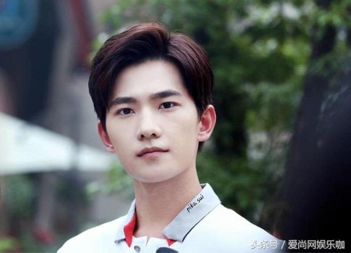 快男杨洋，杨洋出道多少年了(杨洋几年出道的)