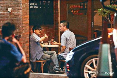 林夕与黄耀明,林夕喜欢黄耀明什么(林夕暗恋黄耀明)