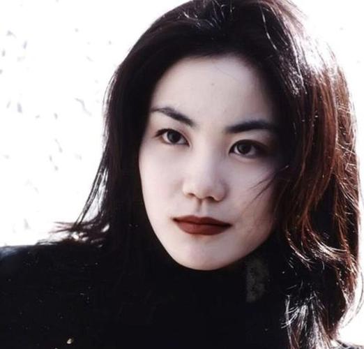 王菲的哥哥,中国消费韧性强潜力足 王菲的哥哥,中国消费韧性强潜力足