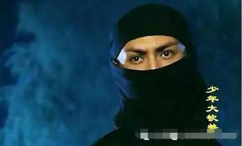 揭秘靳东为何叫老干部(靳东老干部人设怎么崩了)