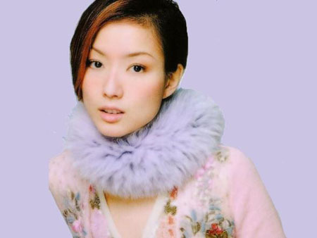 郑秀文唱歌走音哭了的视频(郑秀文唱歌好听吗)