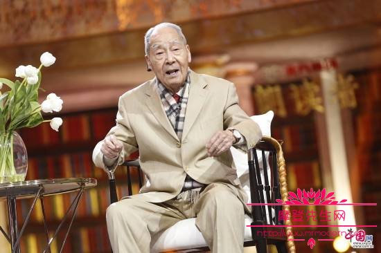 见字如面是谁主持的？见字如面里的书信内容(见字如面在信的哪个地方写)