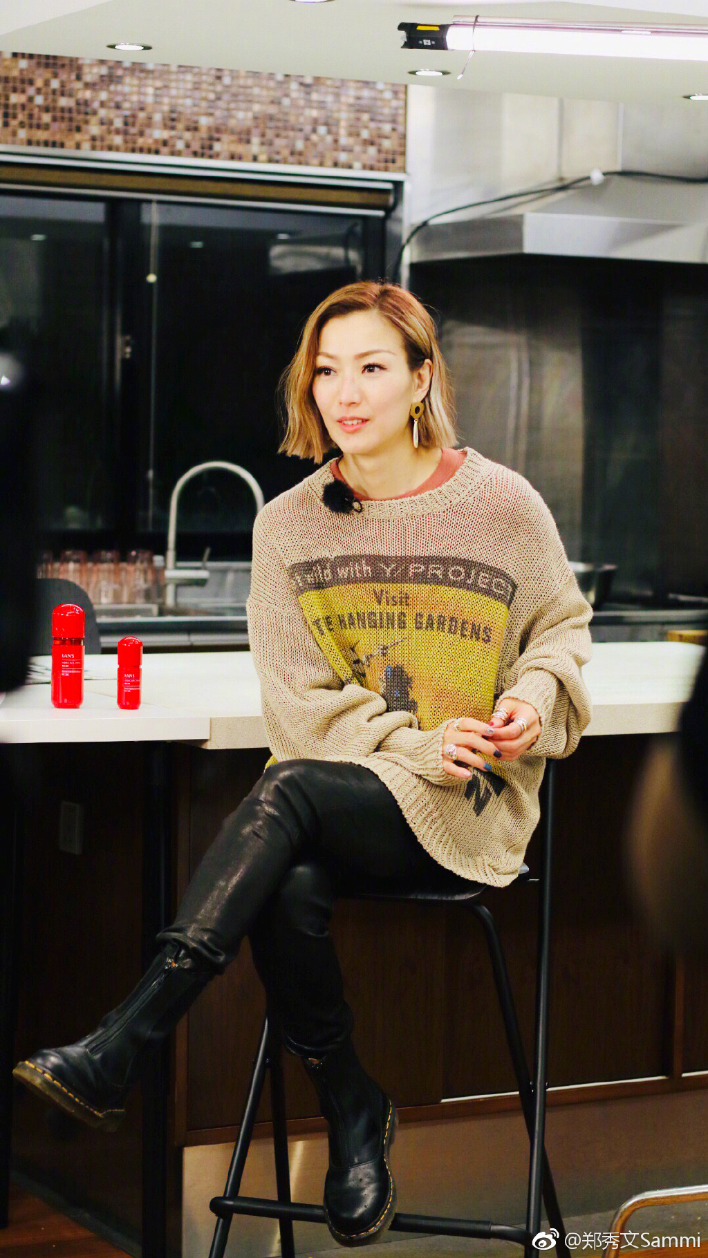 郑秀文为什么被叫臭四、郑四万