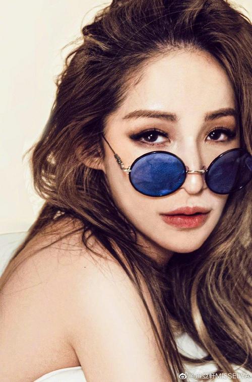 萧亚轩多大,中国消费韧性强潜力足 萧亚轩多大,中国消费韧性强潜力足