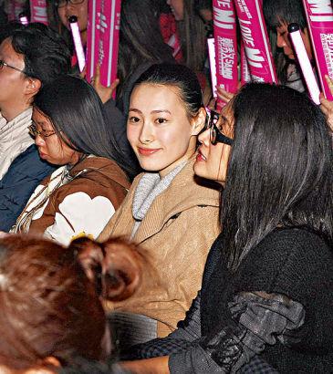 梁洛施老公,杨惠妍结了几次婚(梁洛施老公结婚了吗)