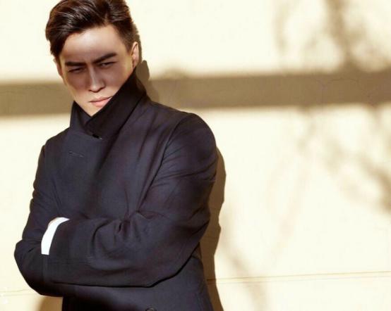 靳东为什么叫靳四岁?靳东有孩子了吗 ?站 靳东为什么叫靳四岁?靳东有孩子了吗 ?站