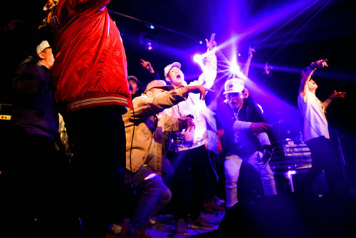 红花会弹壳女朋友照片(红花会弹壳结婚照片)