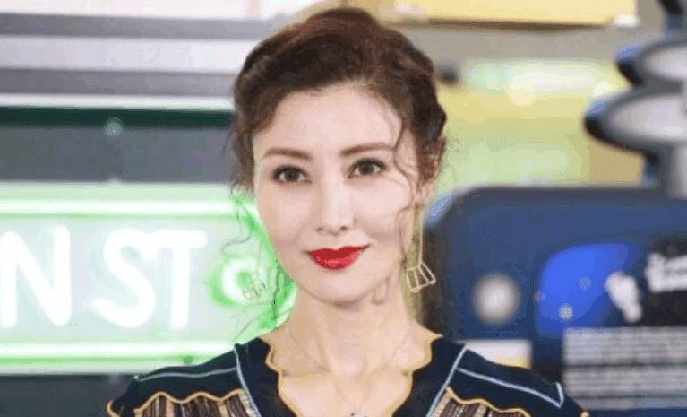 林熙蕾结婚，林熙蕾全家福