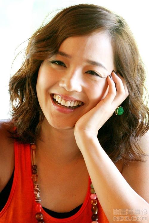 mc柳真，柳真在2004年演技大(柳真 百科)