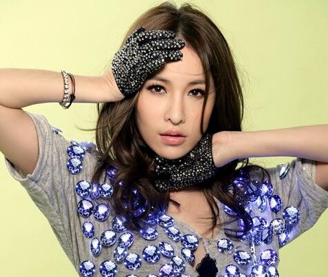 萧亚轩新歌,萧亚轩MV(萧亚轩原唱)