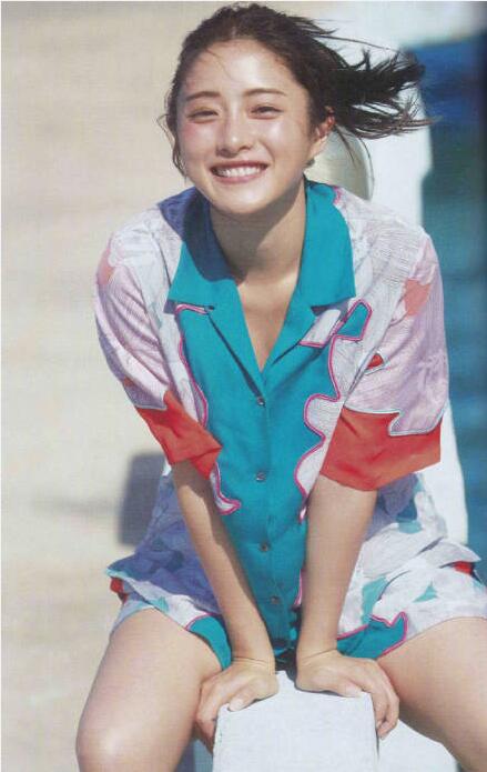 石原里美为什么叫小林依晨、小妖精、小恶魔