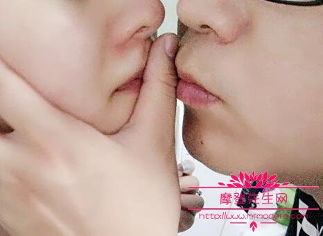 赵又廷吻戏咬杨幂嘴唇图(杨幂赵又廷咬嘴唇是哪一集) 赵又廷吻戏咬杨幂嘴唇图(杨幂赵又廷咬嘴唇是哪一集)