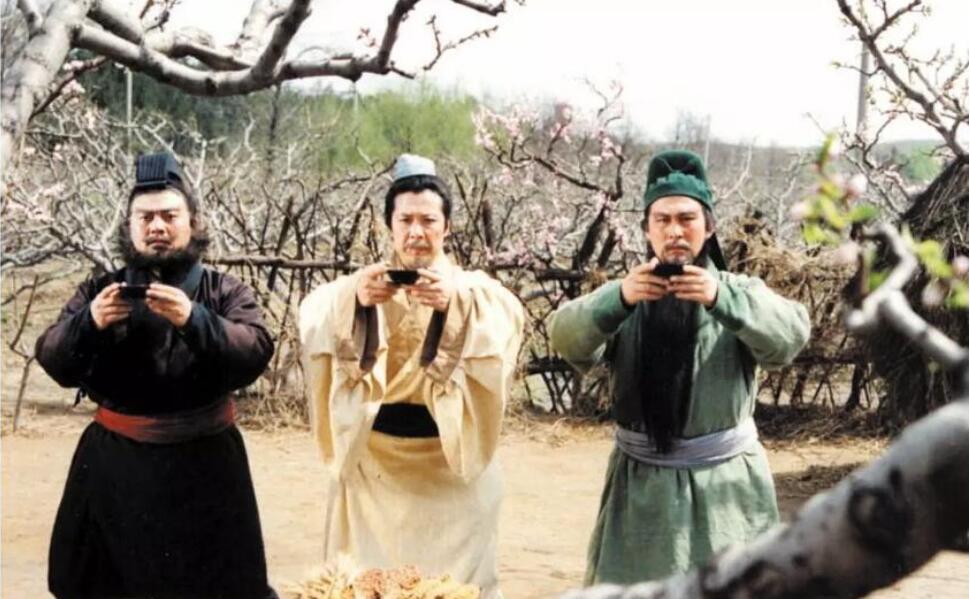 李靖飞脑溢血导致做轮椅了吗 李靖飞脑溢血导致做轮椅了吗