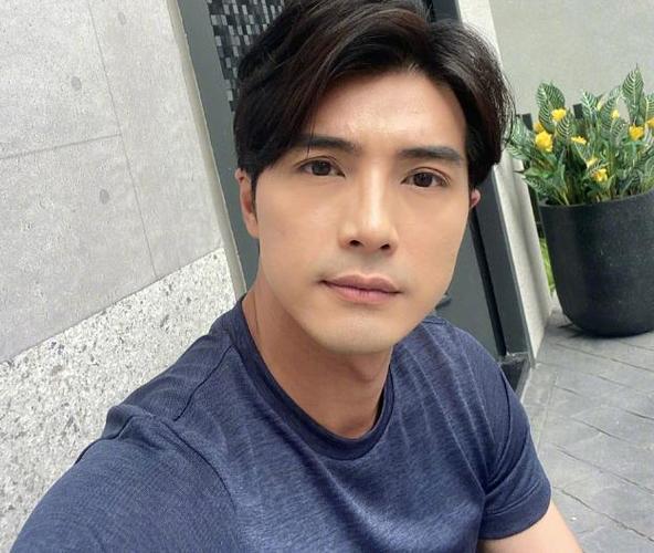 贺军翔写真 元宇宙bo