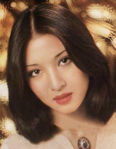 胡茵梦，胡因梦42岁未婚生女(胡茵梦前夫)