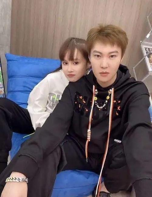 球球男朋友叫什么名字,赵本山女儿(赵本山女儿球球叫啥名)