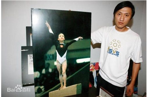 桑兰丈夫黄健干什么的?桑兰怀孕大肚照曝光(桑兰老公黄健前妻照片) 桑兰丈夫黄健干什么的?桑兰怀孕大肚照曝光(桑兰老公黄健前妻照片)