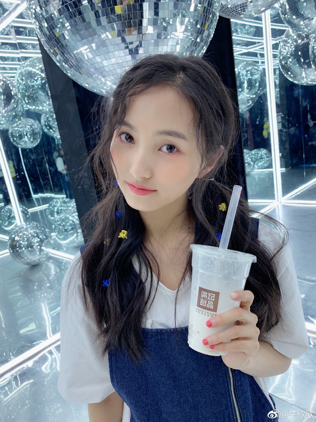 牛欣欣的男朋友是谁?周张弛向牛欣欣告白了