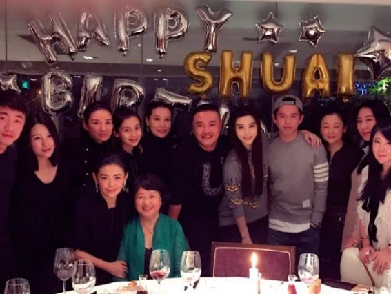 韩经纪人车祸身亡，韩国偶像车祸身(韩国明星出车祸)