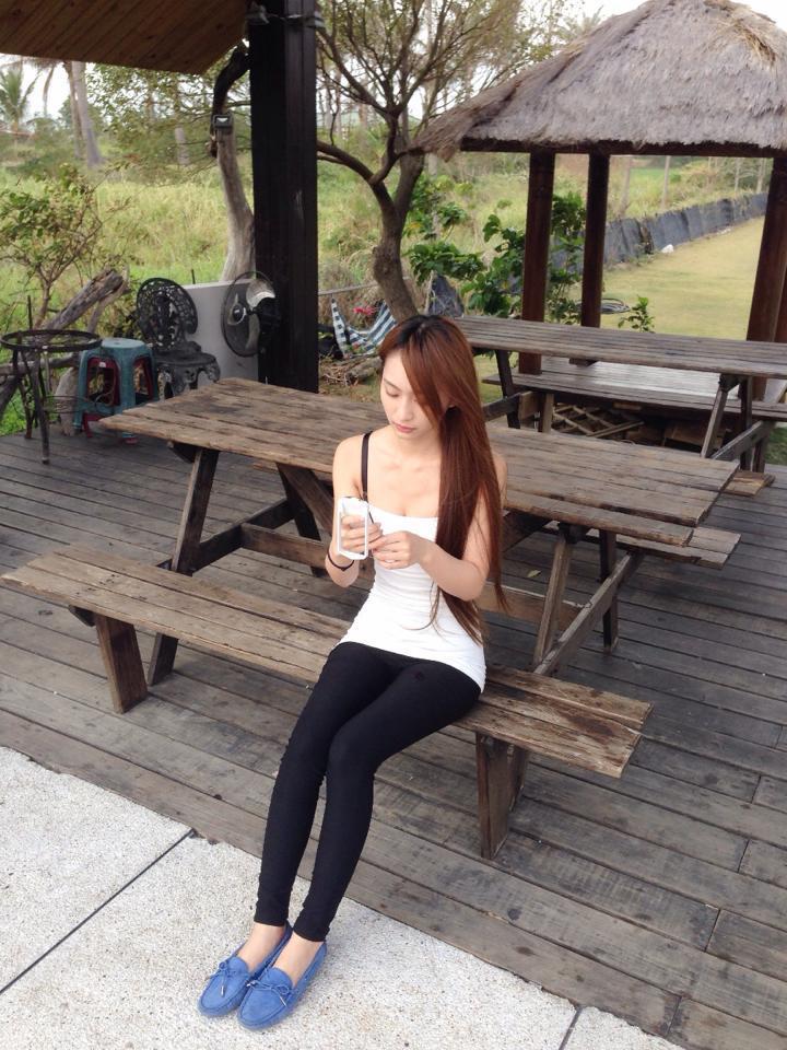 赵惟依暗黑照，蒋依依被为什么被黑(蒋依依黑色)