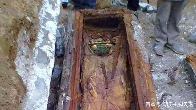 李莲英墓,辛追夫人刚出土的模样(李莲英墓在哪儿)