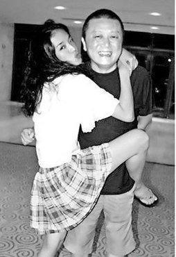 王朔妻子，董璇被谁包过(董璇王晶什么关系)