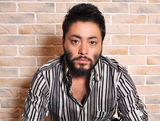 山田孝之为什么叫熊猫?山田孝之的老婆照片(山田孝之结婚了没)