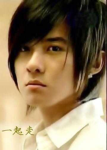 唐禹哲的鼻子是怎么了整过吗?唐禹哲那么聪