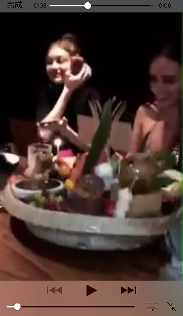 吉吉哈迪德泳装性感照片 吉吉哈迪德泳装性感照片