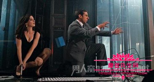 安妮海瑟薇为什么在美国不受欢迎？安妮海瑟(美国人讨厌安妮海瑟薇)