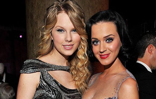 水果姐和霉霉为什么不和?水果姐新歌怎么讽(水果姐与霉霉的合作歌曲)