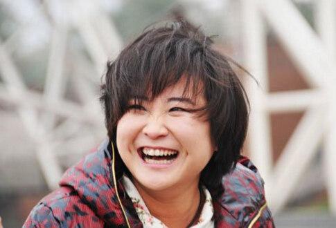 贾玲为什么叫贾裕玲(贾玲怎么了?)