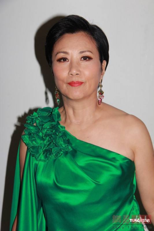 汪明荃和罗家英现状如何？汪明荃为什么那么(汪明荃罗家英为什么这么晚结婚)